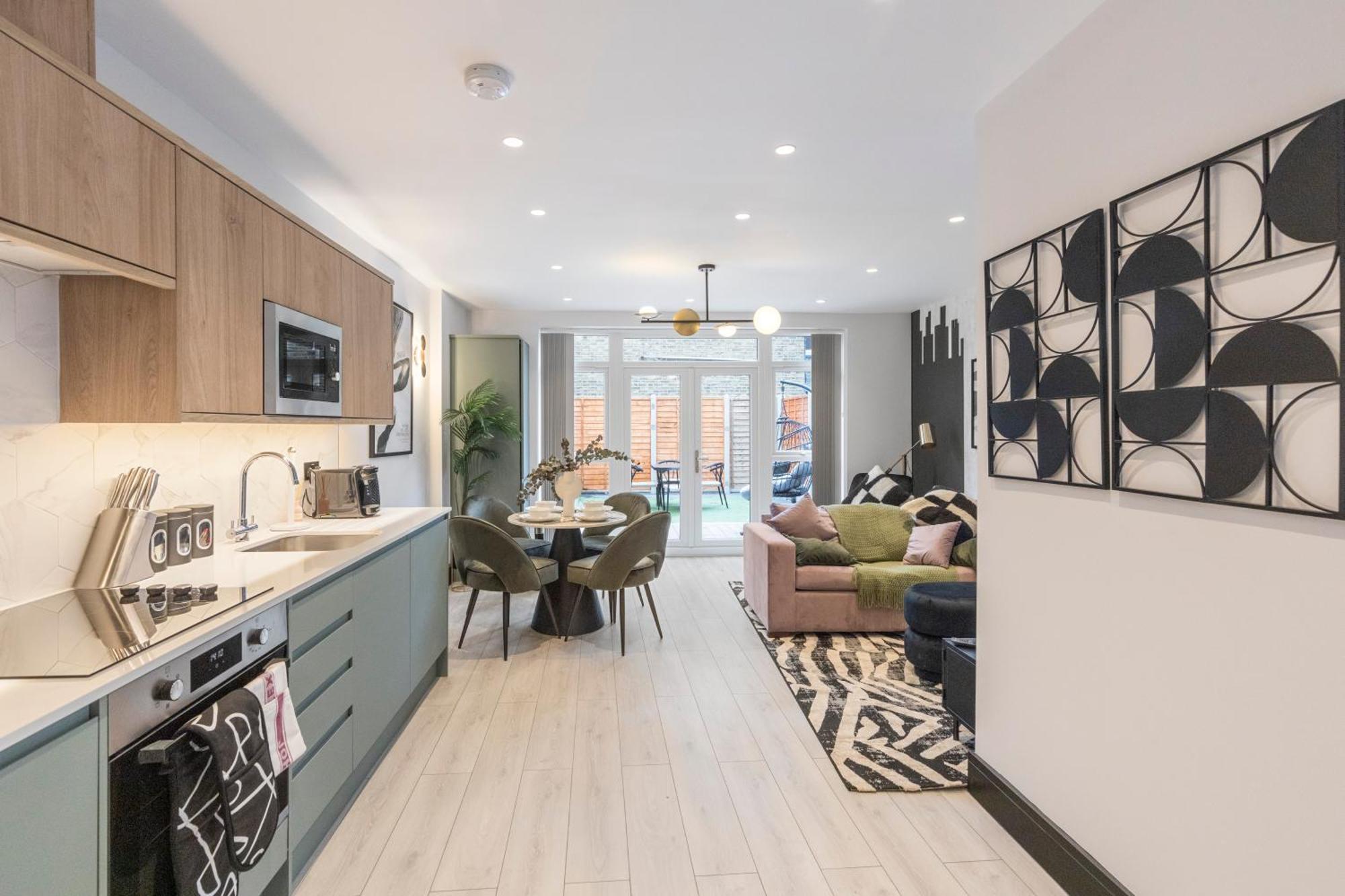 ロンドンUnwind In Style 2Br With Cozy Backyard For Groupsアパートメント エクステリア 写真
