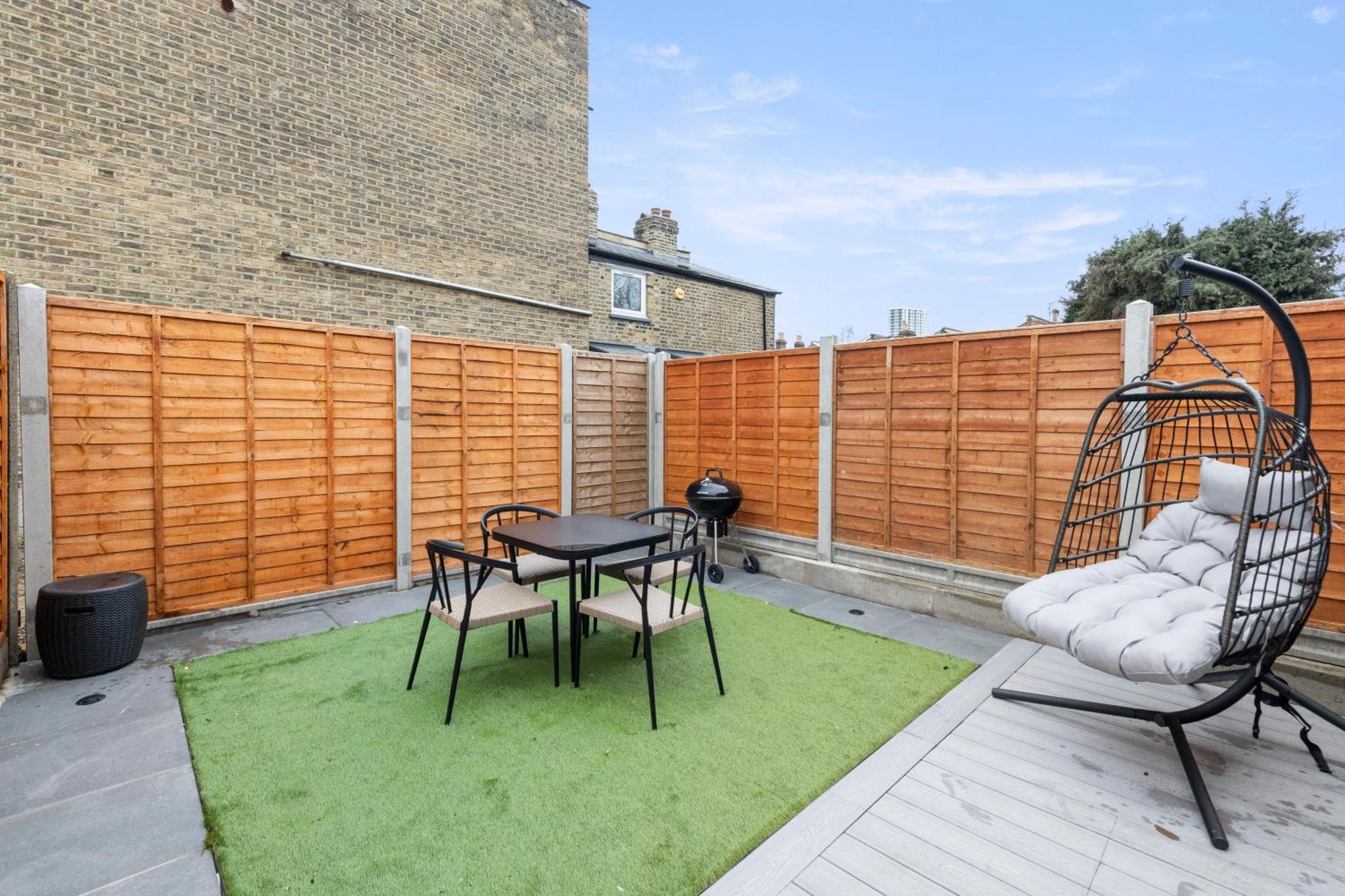 ロンドンUnwind In Style 2Br With Cozy Backyard For Groupsアパートメント エクステリア 写真